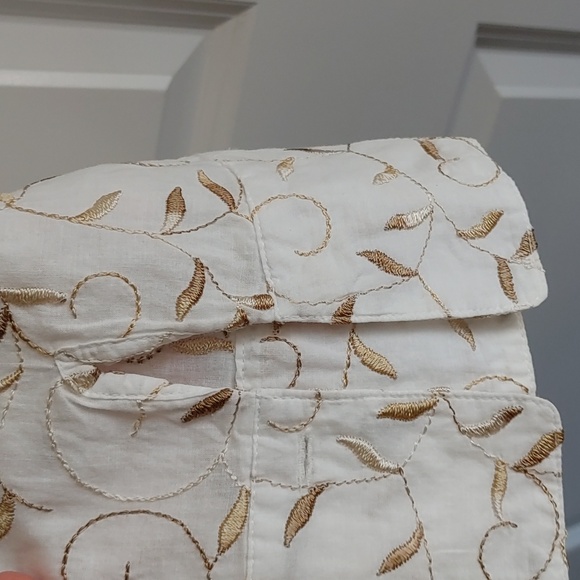 Anne Klein US L Off-White Cotton Blend Embroidered Button Down Top - Picture 5 of 10